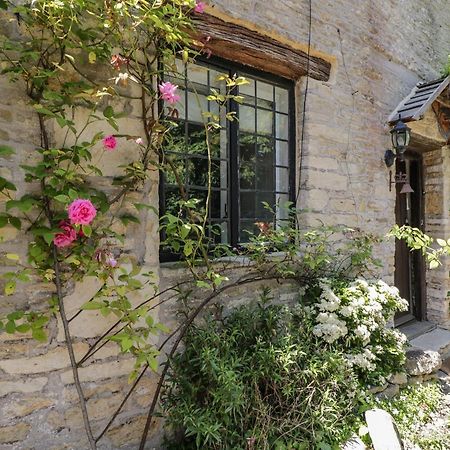 Fox Den Cottage Castle Combe Extérieur photo