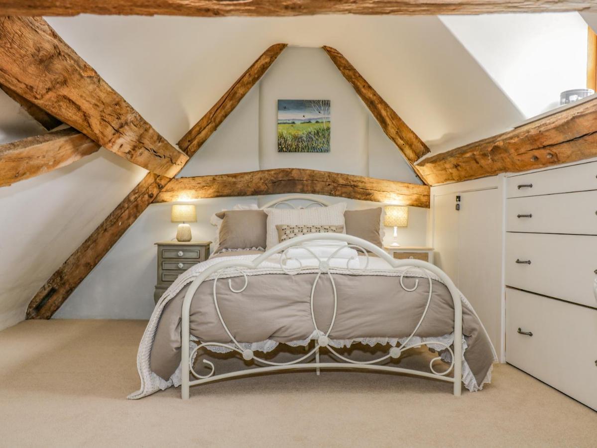 Fox Den Cottage Castle Combe Extérieur photo