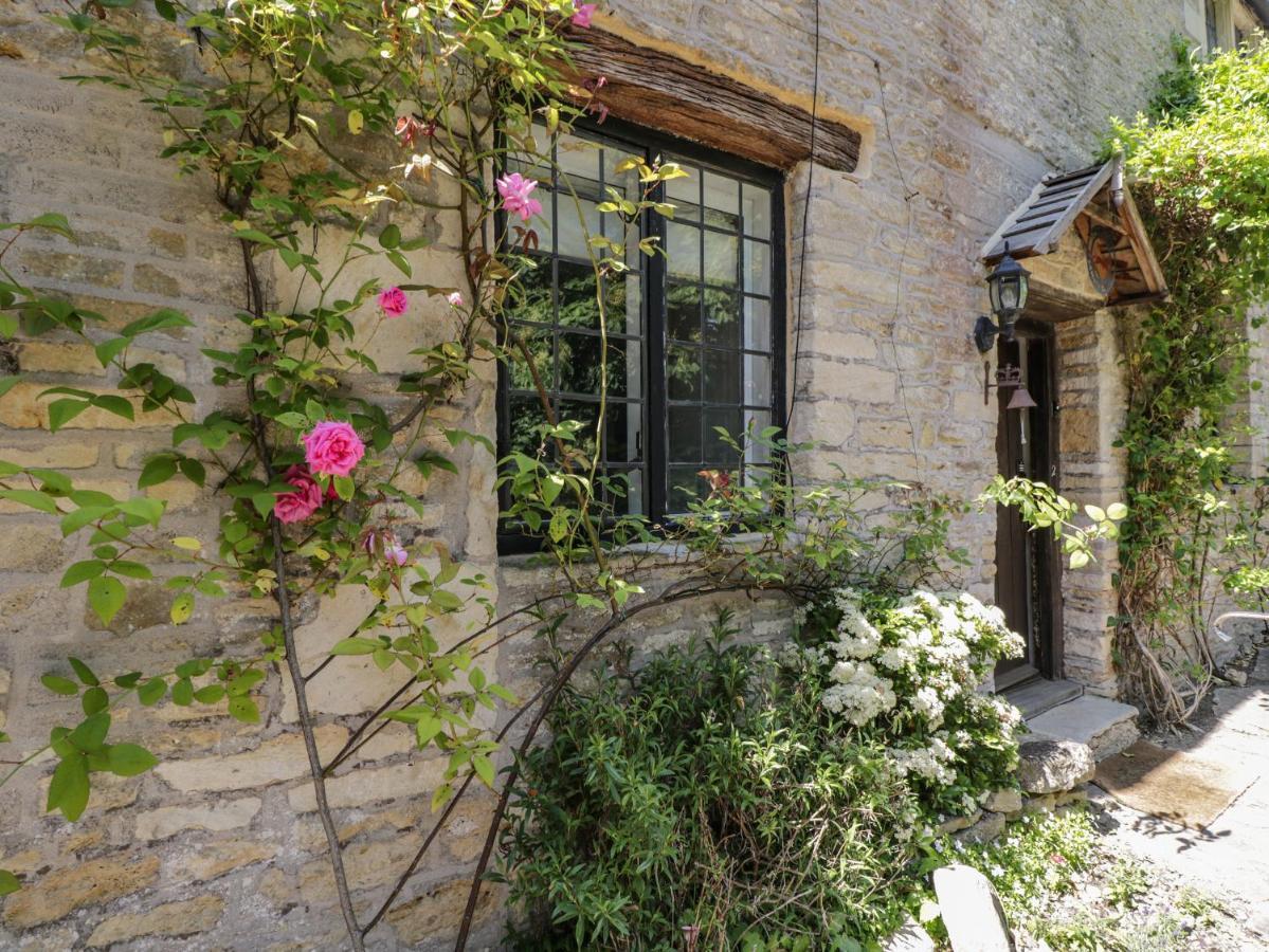 Fox Den Cottage Castle Combe Extérieur photo